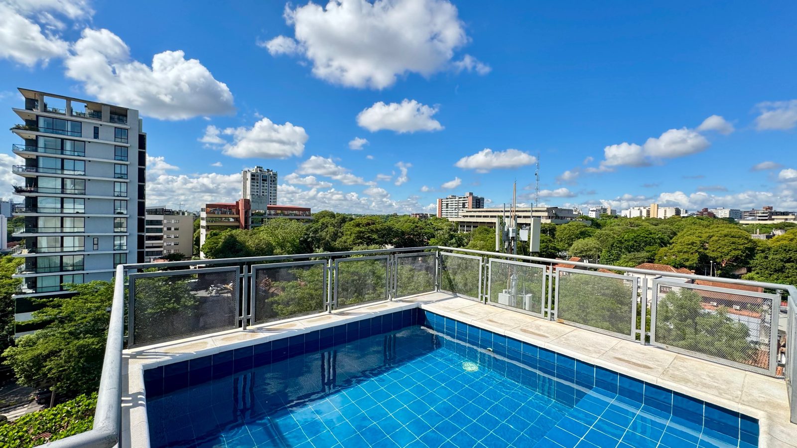 09-piscina.jpg